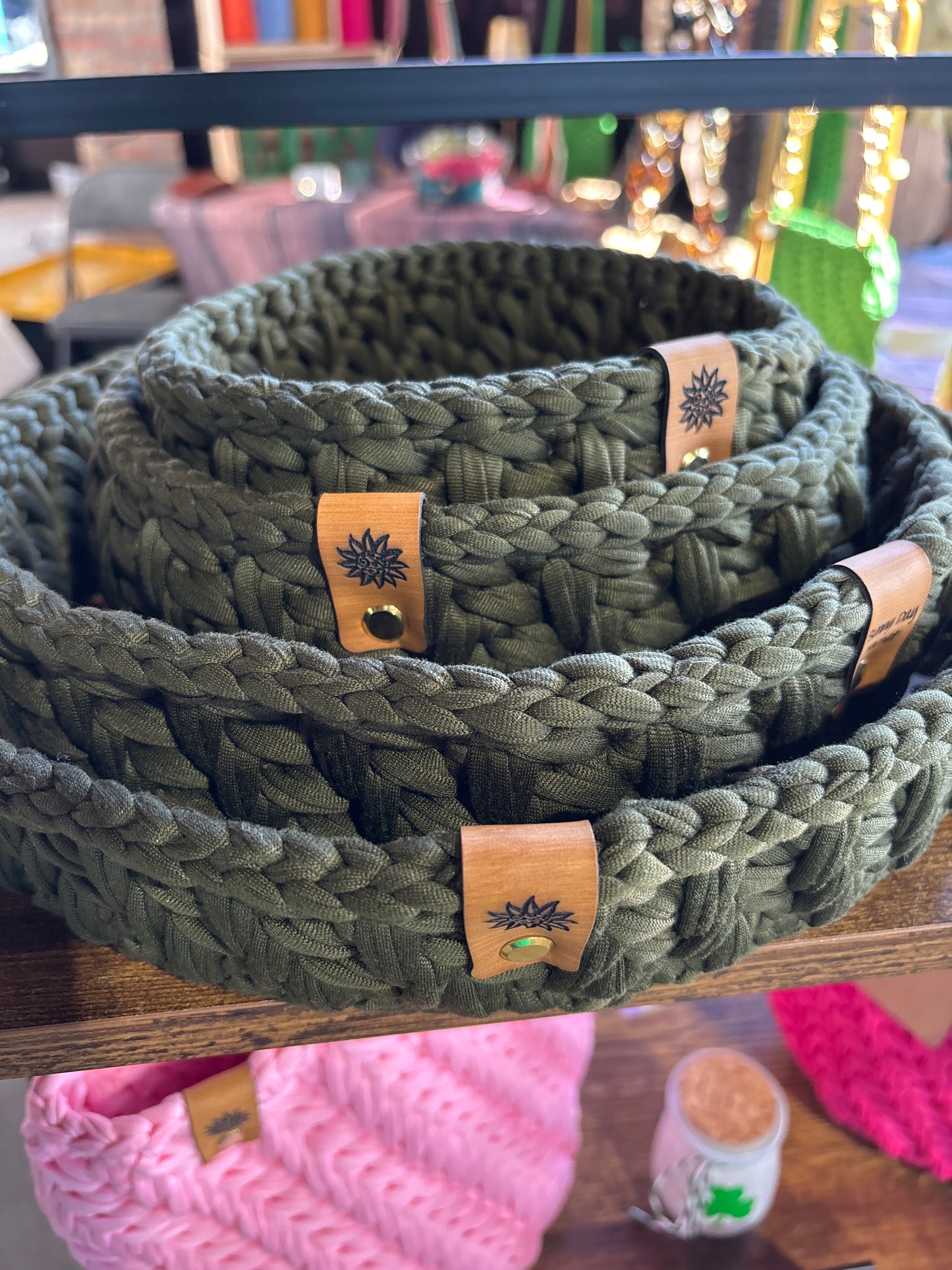 Nesting tray set